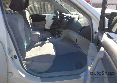 2012 Toyota Highlander from USA, damaged, VIN 5TDZA3EH8CS017926